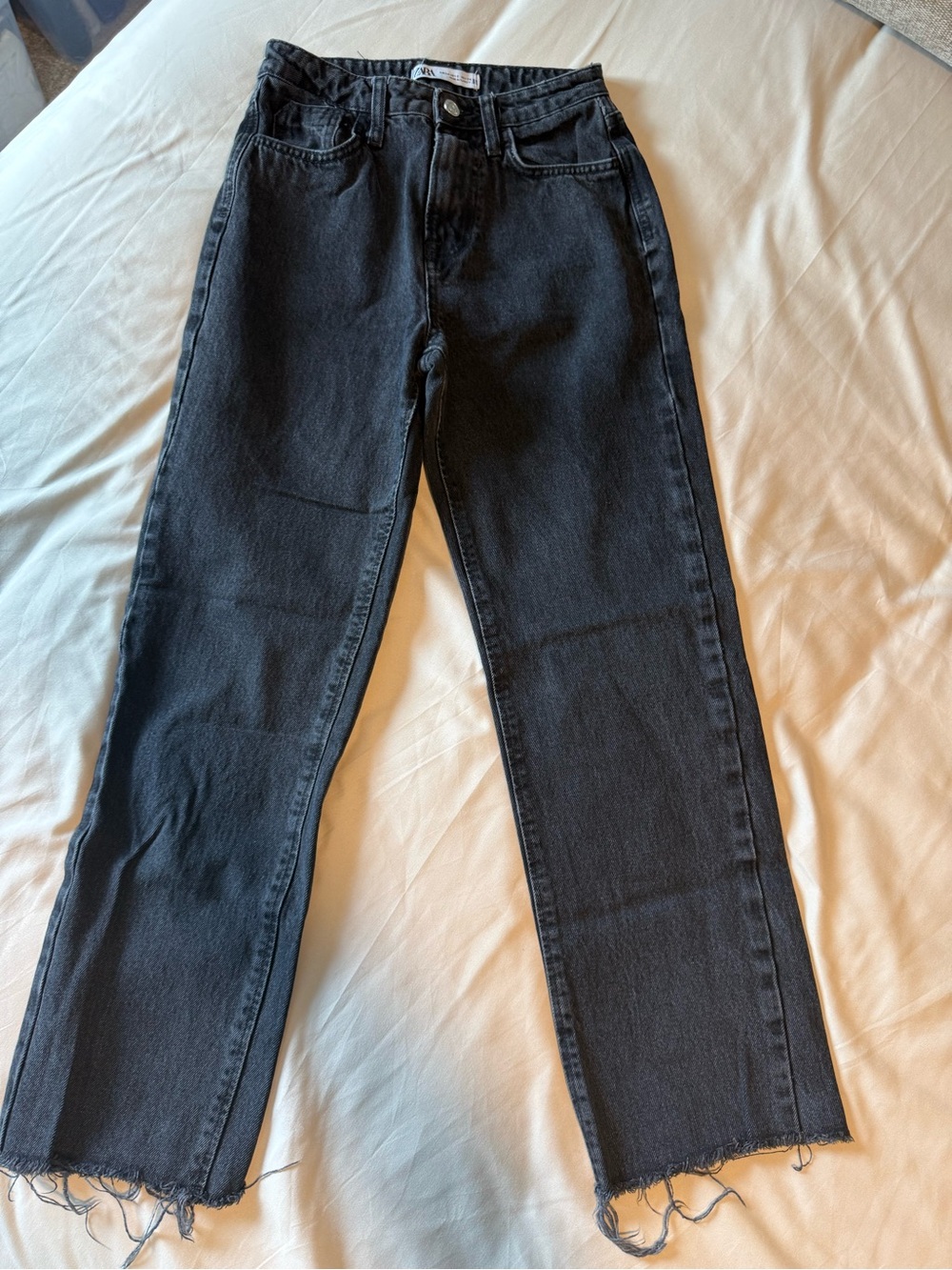 Zara Black Straight Leg Women’s Jeans